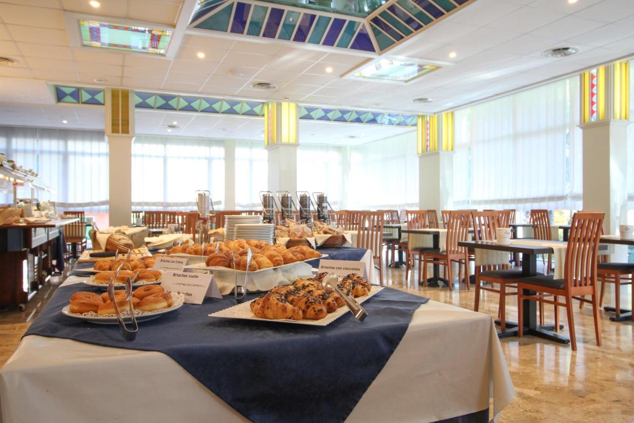 Continental B&B City Hotel Bibione Exterior foto